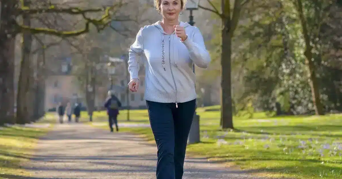 I Walked 30 Minutes a Day for a Month: Here's What Happened to Me